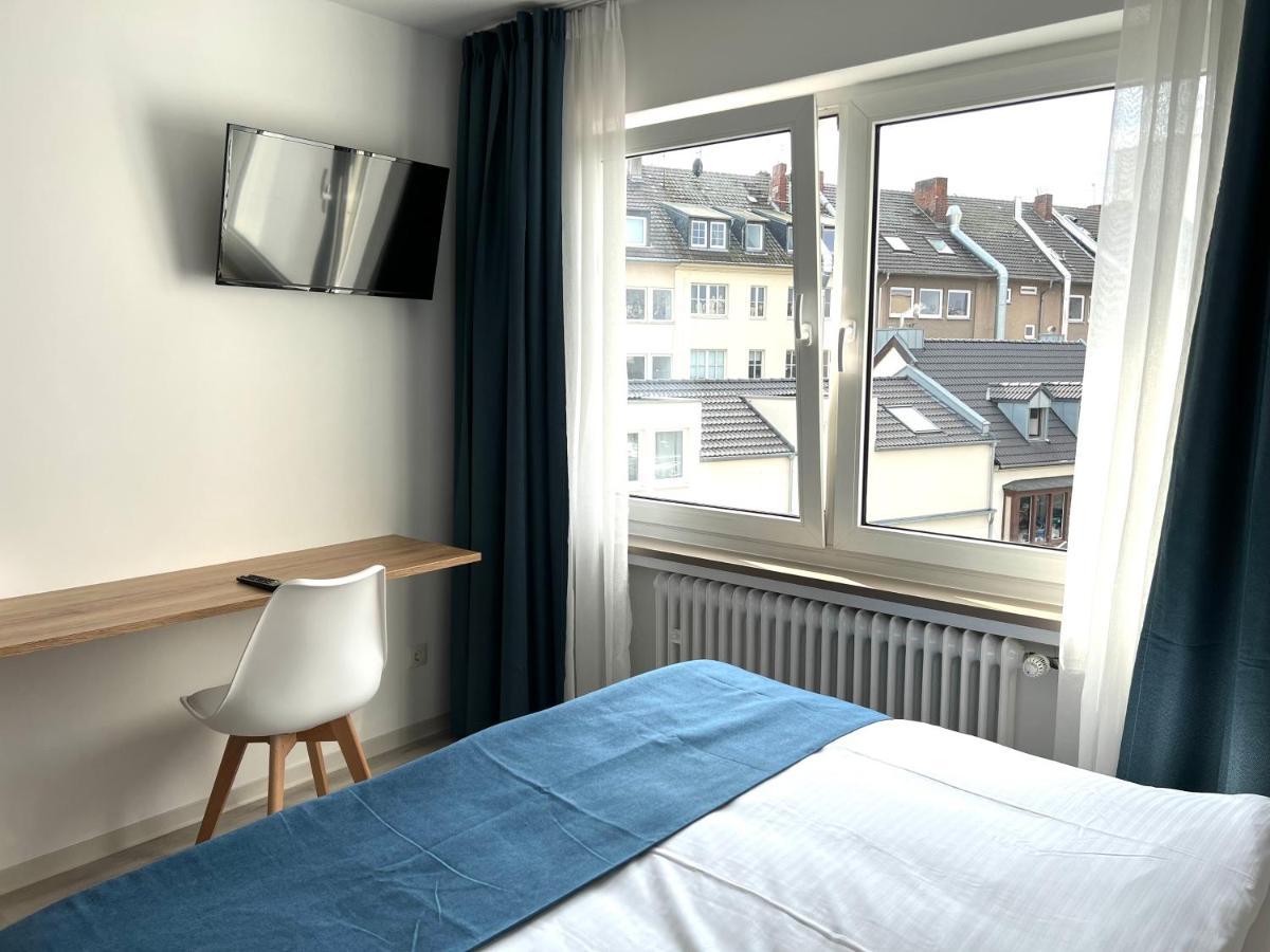 Hotel 83 Bonn Bagian luar foto