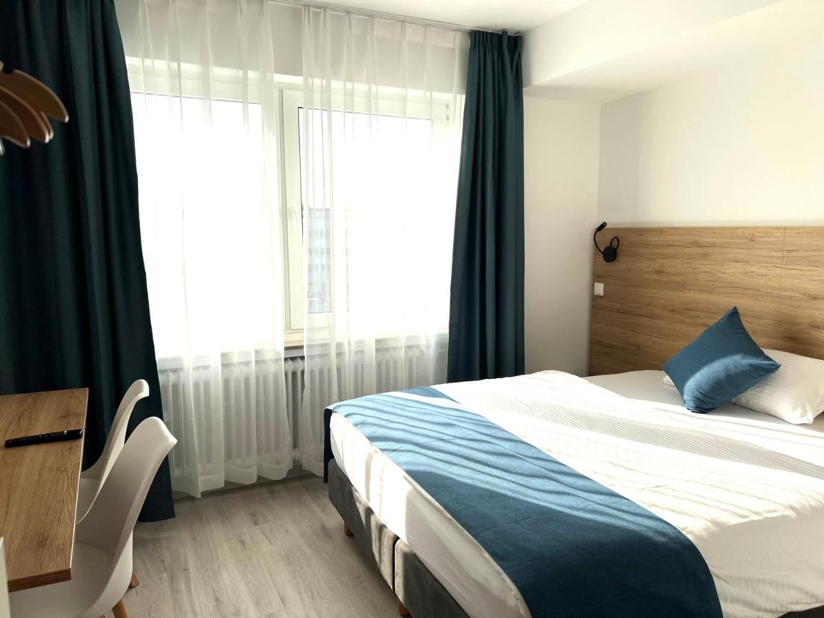 Hotel 83 Bonn Bagian luar foto