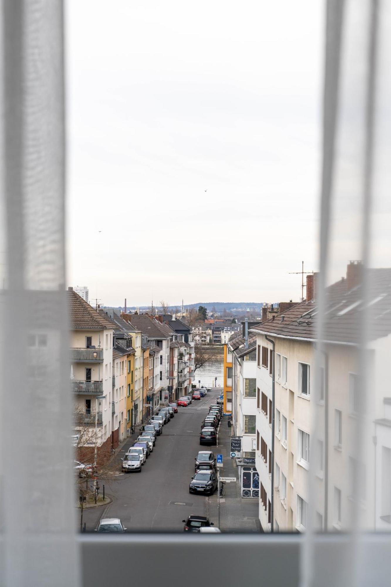 Hotel 83 Bonn Bagian luar foto