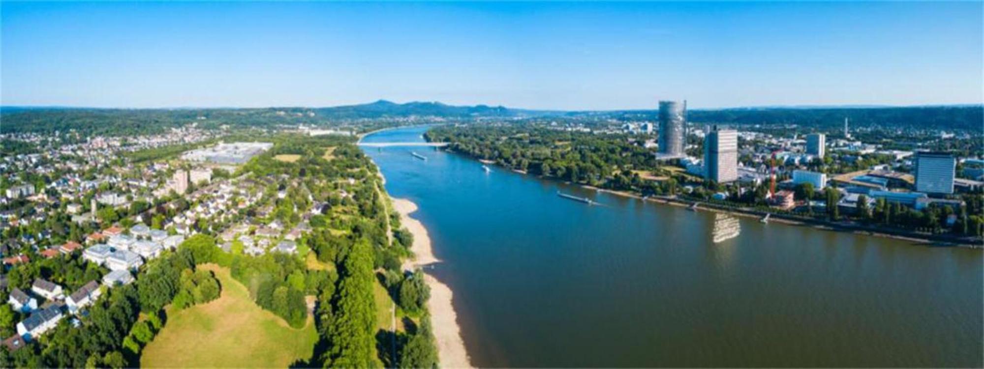 Hotel 83 Bonn Bagian luar foto
